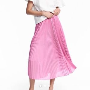 H&M Pink Pleated Midi skirt size 12